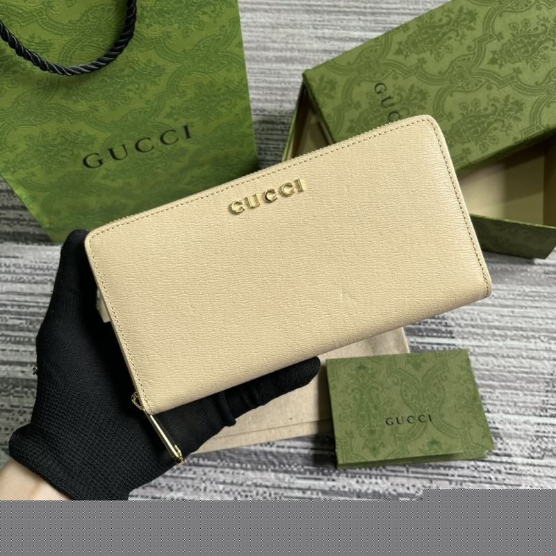 G*u*i wallets & purse